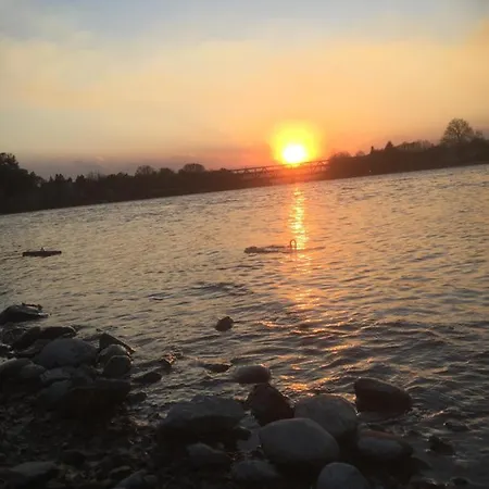 Tiny House- Maggiore -malpensa Airport - Landhuis Varallo Pombia