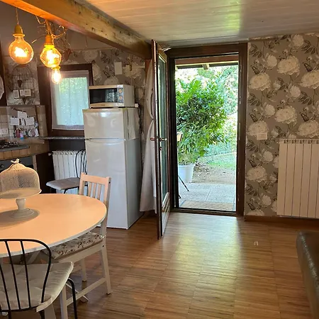 Tiny House- Maggiore -malpensa Airport - Landhuis Varallo Pombia